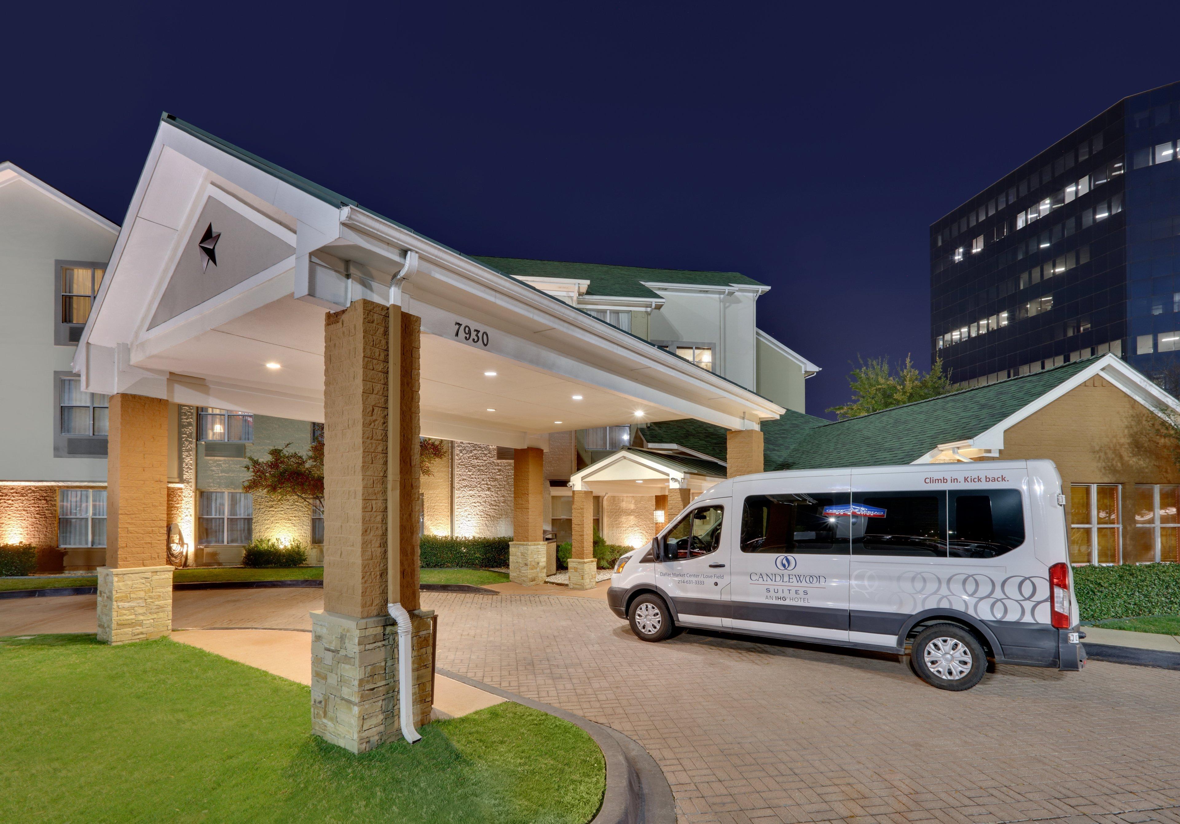Candlewood Suites Dallas Market Center-Love Field By Ihg Экстерьер фото