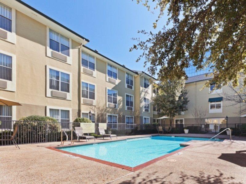 Candlewood Suites Dallas Market Center-Love Field By Ihg Экстерьер фото