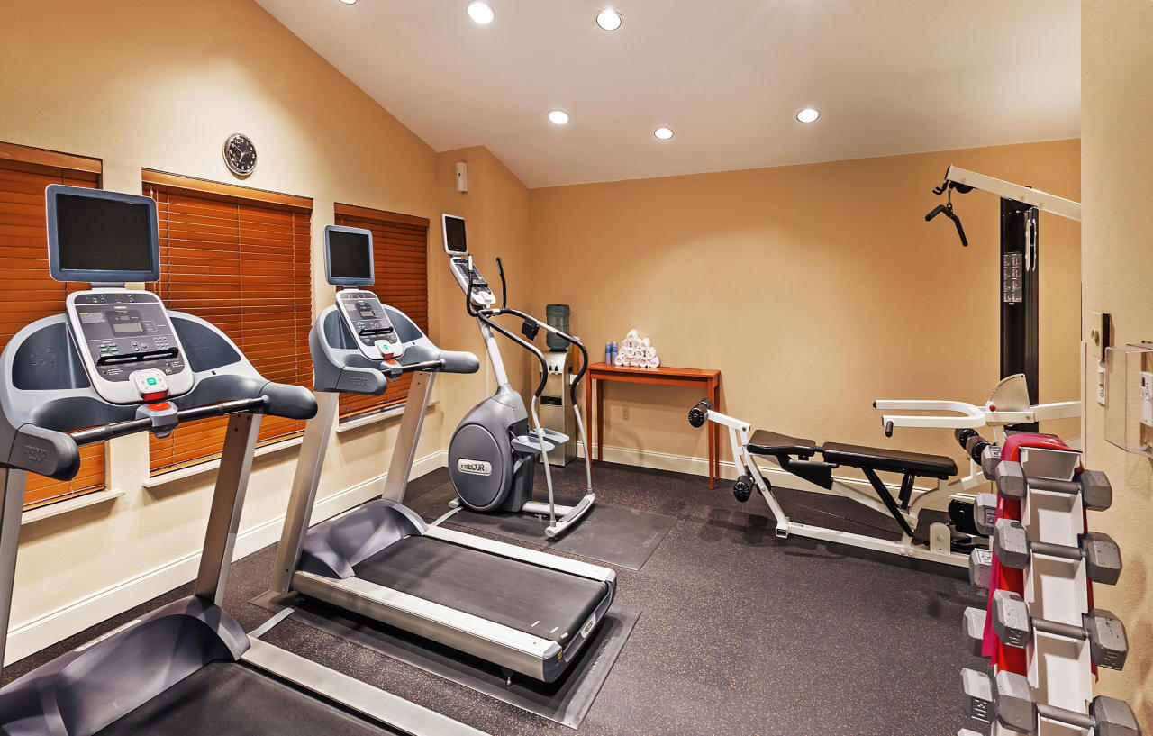 Candlewood Suites Dallas Market Center-Love Field By Ihg Экстерьер фото